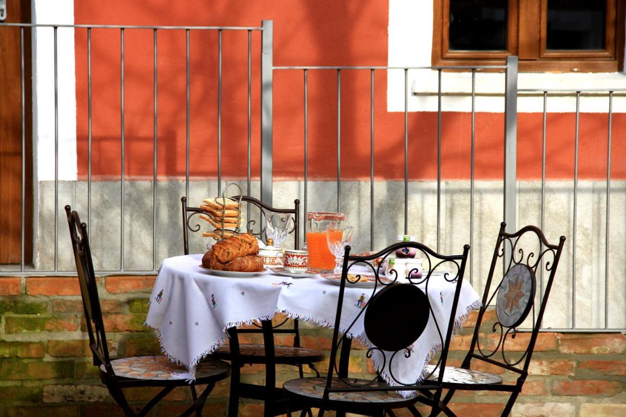 Cascina Tre Botti Hotel Agliano Terme Exterior foto