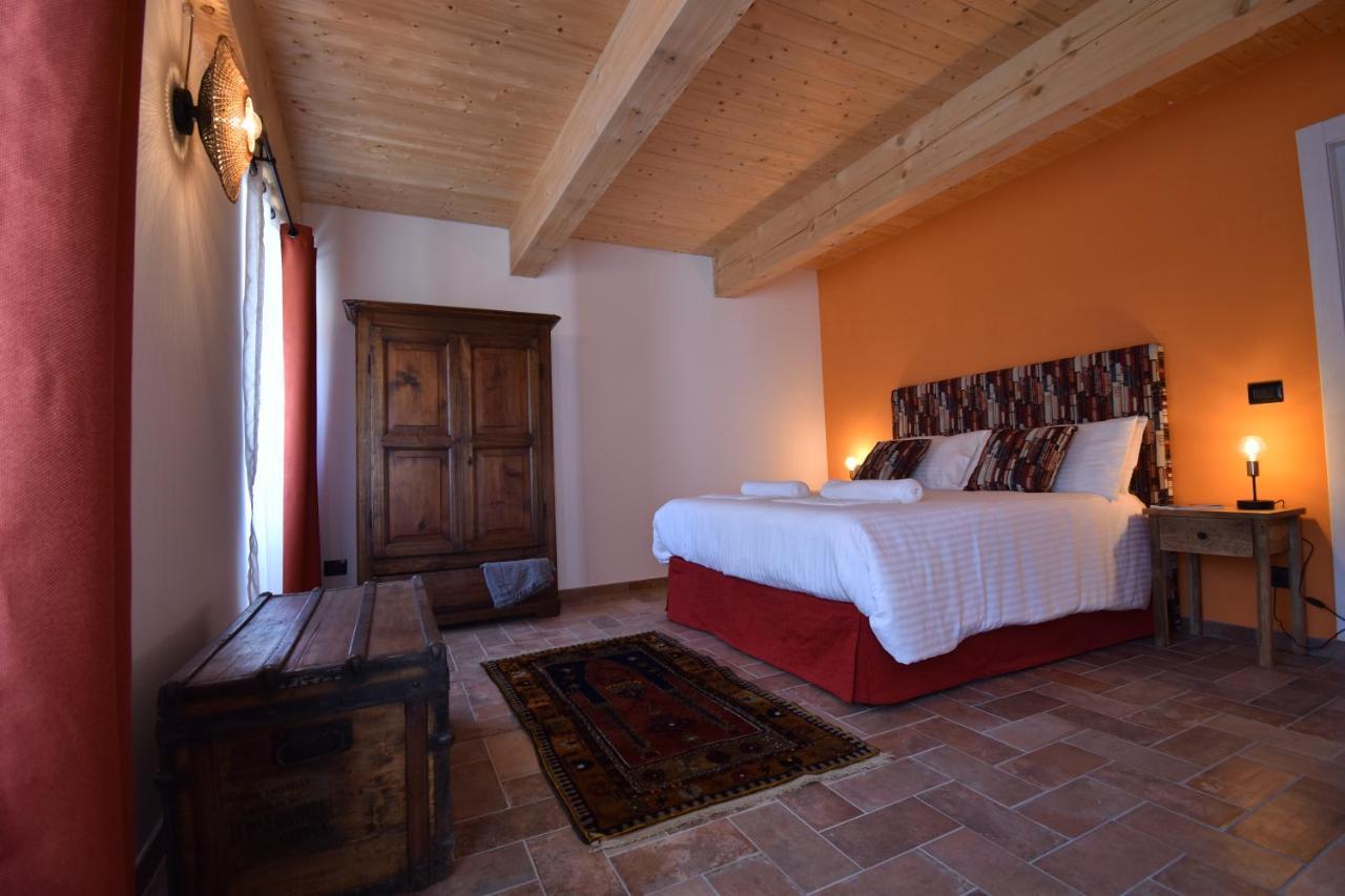 Cascina Tre Botti Hotel Agliano Terme Exterior foto